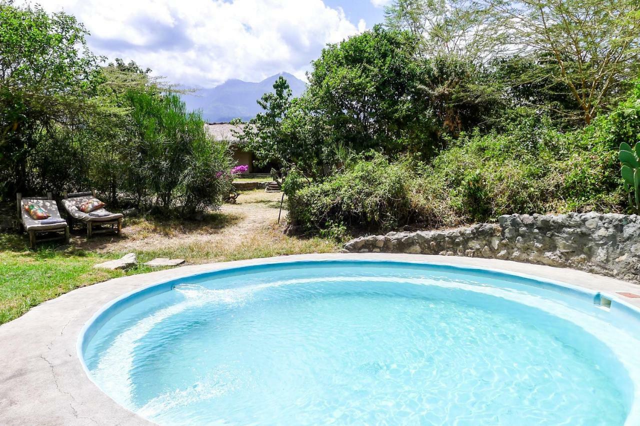 Villa Hillside Retreat - Africa Amini Life à Usa River Extérieur photo